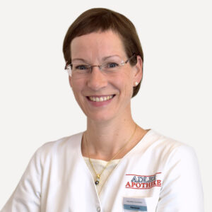 Die Apothekerin der Adler Apotheke Ilona Sandor.